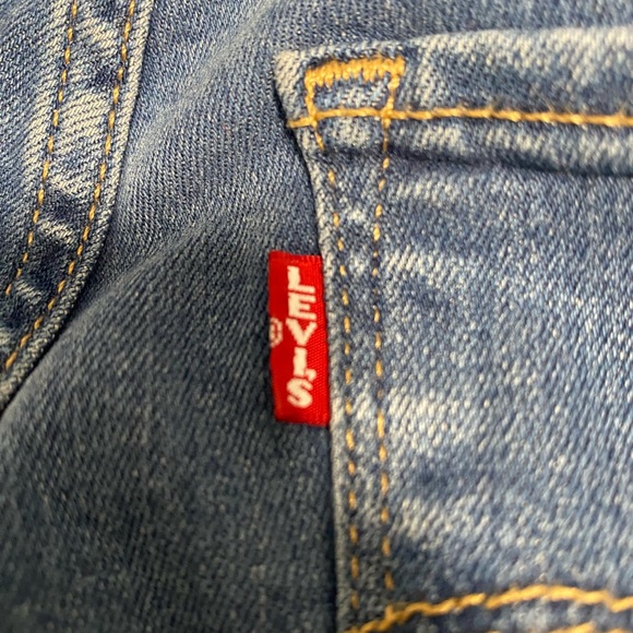 Levi’s 721 High Rise Skinny Jeans - Picture 5 of 6